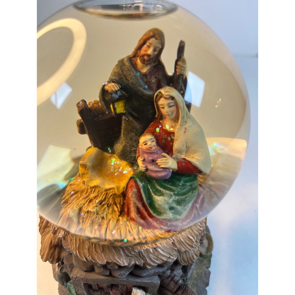 St Nicholas Square Nativity Musical Water Globe Away In A Manger Christmas Decor